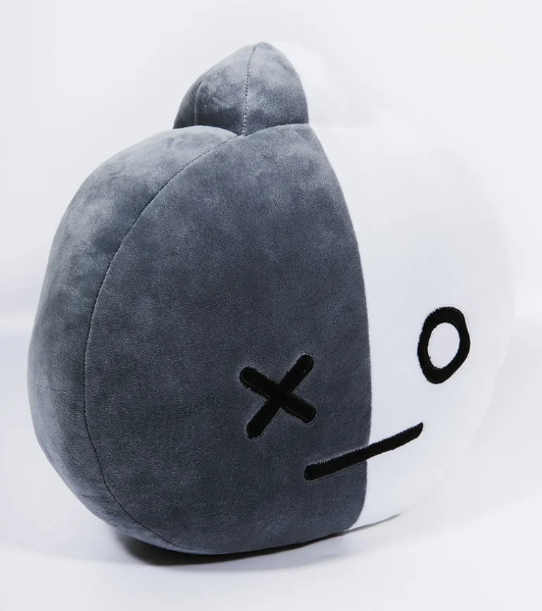 Les peluches-coussin BT21