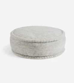 Pouf coloré en laine